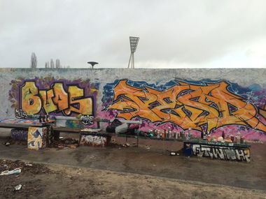 Graffiti Wall - Photo by CrackKlaus18 - Buds, Asik, Chef