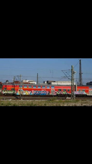 Graffiti Train - Photo by CrackKlaus18 - Prost, mels, rambo