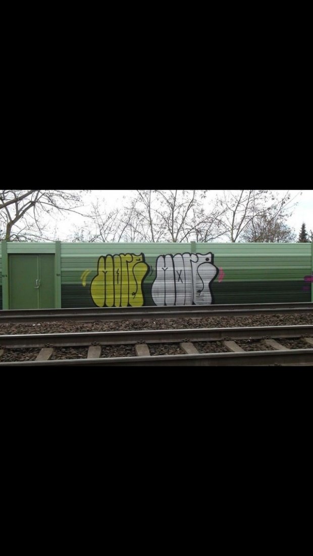 Graffiti Bombing - Photo by CrackKlaus18 - More