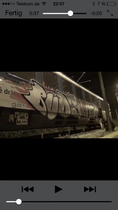 Graffiti Train in Czech Republic - Photo by CrackKlaus18 - Buds, more
