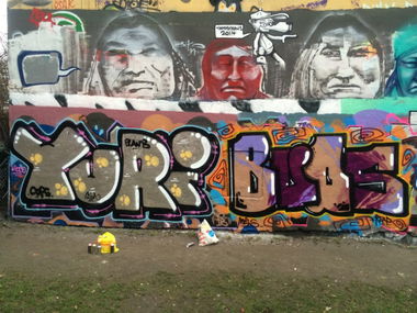 Graffiti Wall - Photo by CrackKlaus18 - Yuri, plb, Cops