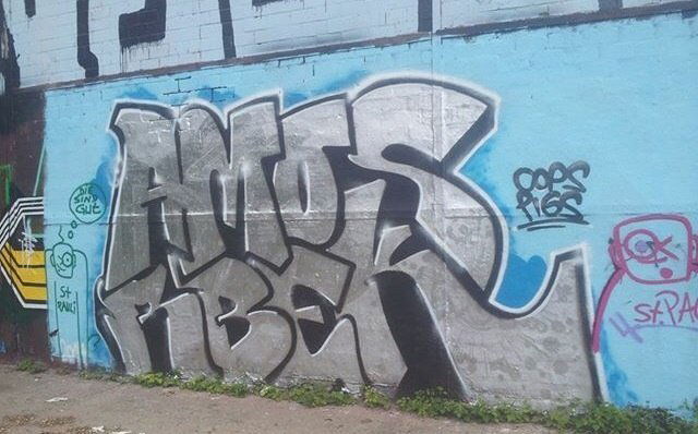 Graffiti Wall - Photo by CrackKlaus18 - Amos, rbek, Cops