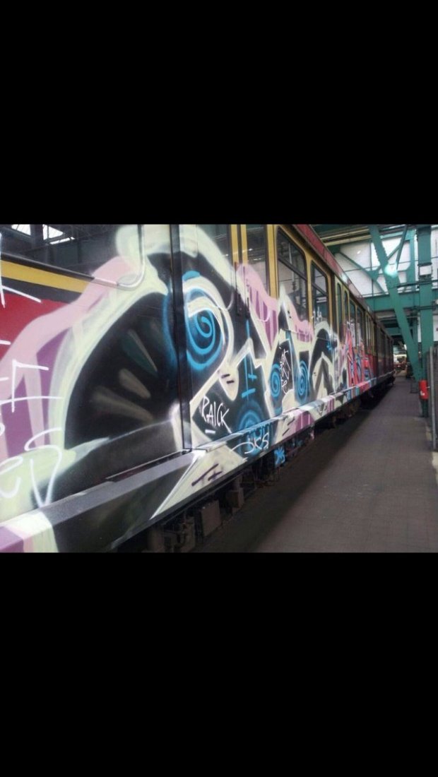 Graffiti Train - Photo by CrackKlaus18 - Fuak