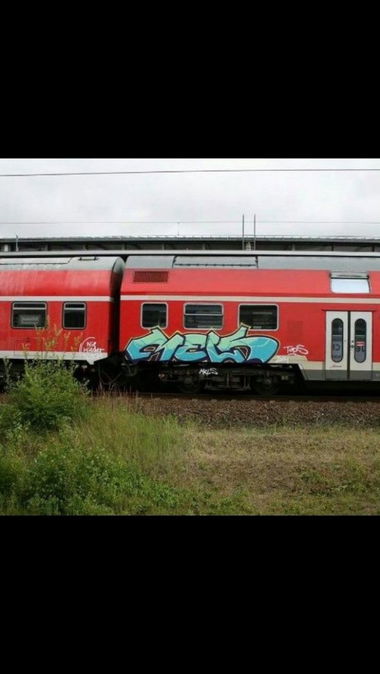 Graffiti Train - Photo by CrackKlaus18 - Mels