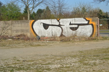 Graffiti Bombing in Hannover - Photo by CriminalEnergy - CE, Hannover (2014)