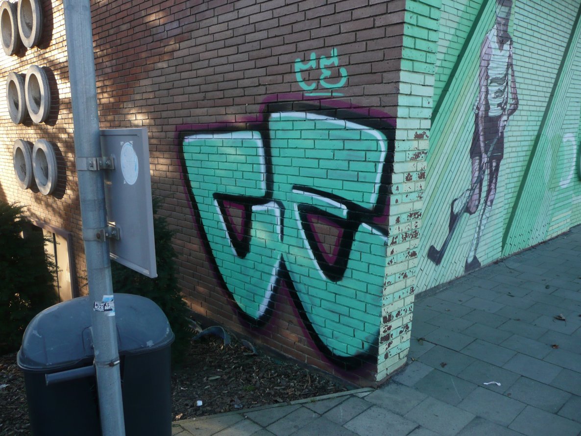 Graffiti Wall in Brunswick - Photo by CriminalEnergy - CE, Braunschweig (2014)