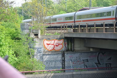 Graffiti Bombing in Hannover - Photo by CriminalEnergy - CE, Hannover (2014)