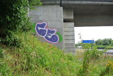 Graffiti Bombing - Photo by CriminalEnergy - CE, Hannover (2013)