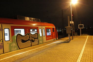 Graffiti Train in Köln - Photo by CriminalEnergy - CE, KÖLN, Color_Error (2016)