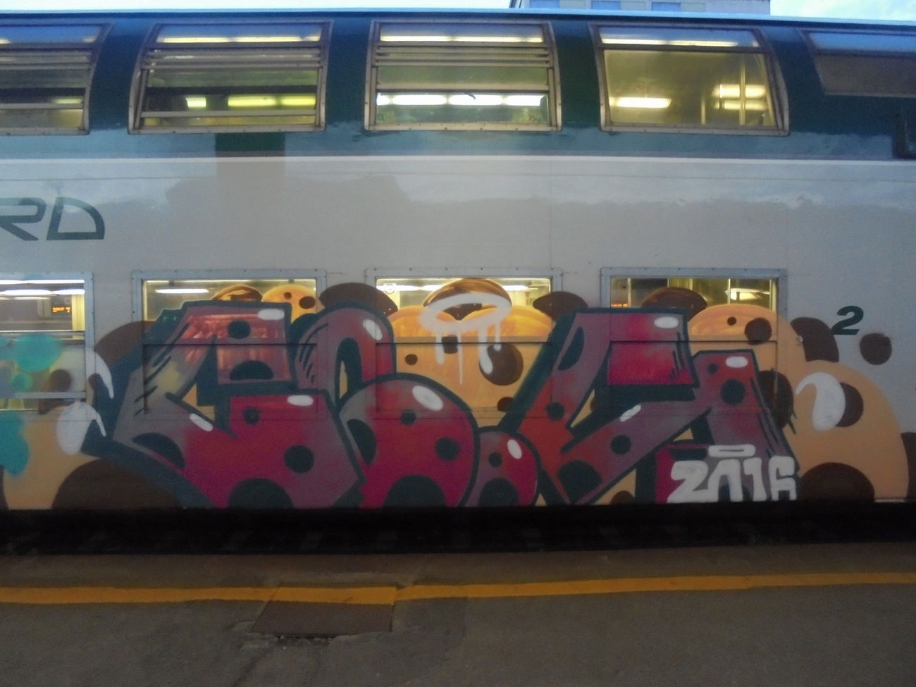 Graffiti Train in Mailand - Photo by CriminalEnergy - CE, Mailand (2016)