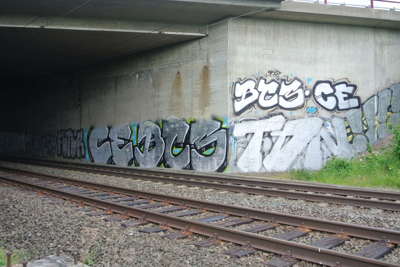 Graffiti Bombing in Hildesheim - Photo by CriminalEnergy - CE, BCS, Hildesheim (2015)