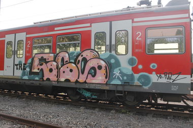 Graffiti Train in Köln - Photo by CriminalEnergy - CE, Köln, Color_Error (2016)