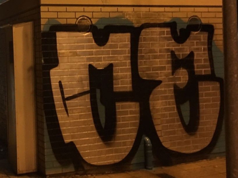 Graffiti Bombing in Berlin - Photo by CriminalEnergy - CE, Berlin (2016)