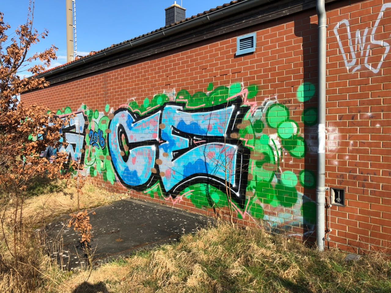 Graffiti Bombing in Wolfsburg - Photo by CriminalEnergy - CE (2016)