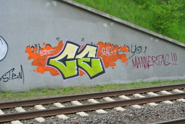 Graffiti Bombing - Photo by CriminalEnergy - CE, Hannover (2013)