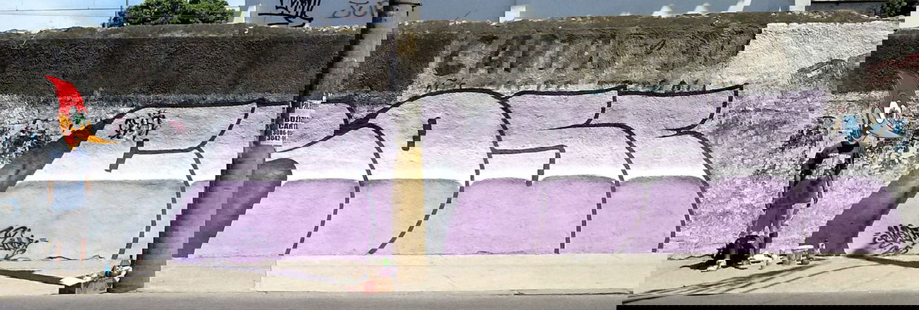 Graffiti Wall in Rio - Photo by Crose