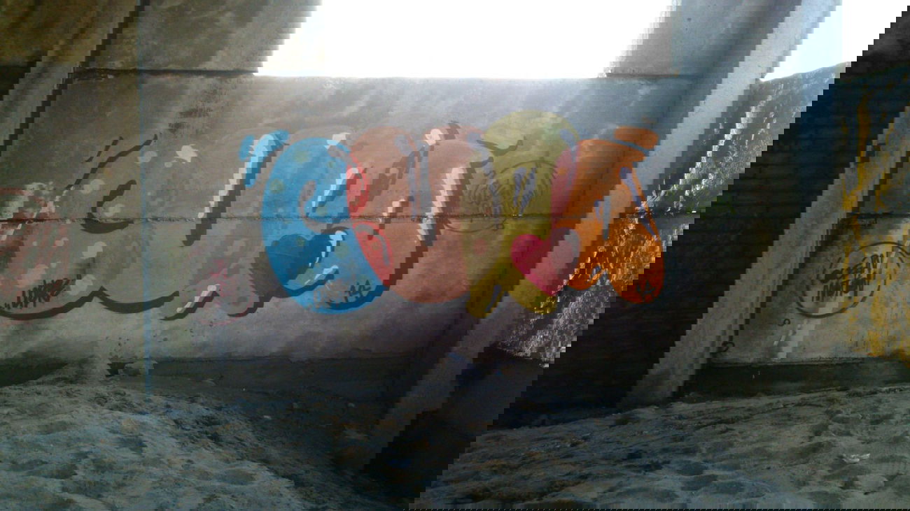 Graffiti Wall in Murmansk - Photo by Curvalibre - Curva, Libre, ocean (2014)