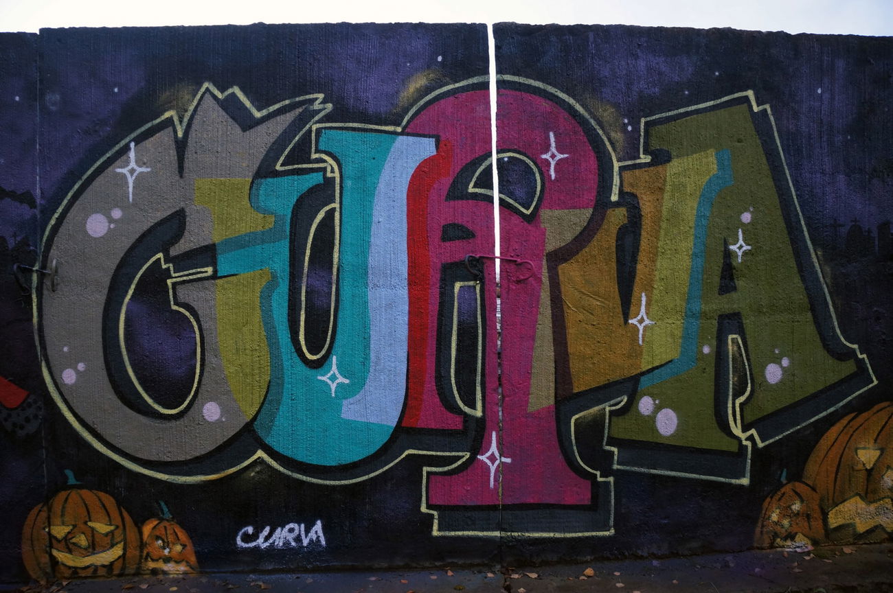 Graffiti Wall in Saint Petersburg - Photo by Curvalibre - curvalibre, letters, graffiti (2016)