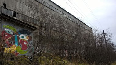 Graffiti Wall in Городское Поселение Кола - Photo by Curvalibre - curvalibre, character, streetart (...