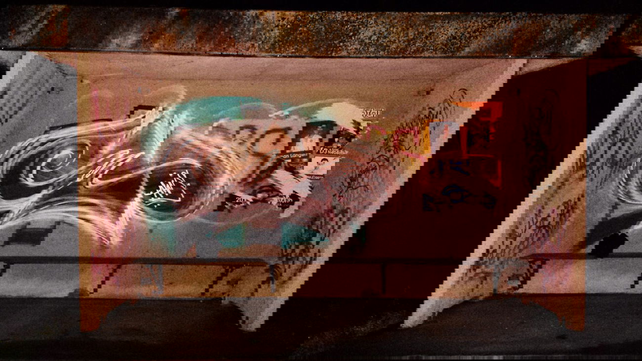 Graffiti Bombing - Photo by Cwesk - Cwesk (2014)