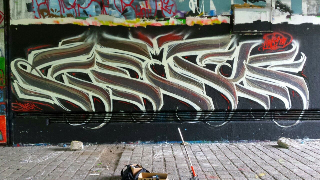 Graffiti Wall in Vienna - Photo by Cwesk - Cwesk, Evlnd, Aws (2015)