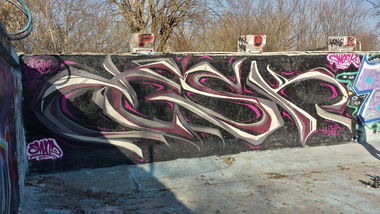 Graffiti Wall - Photo by Cwesk - Cwesk, Evlnd, Aws