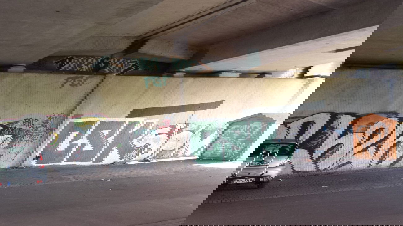 Graffiti Wall - Photo by Cwesk - AWS