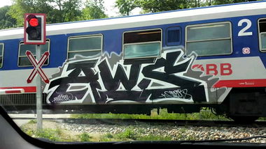 Graffiti Train - Photo by Cwesk - aws, awscrew, cwesk