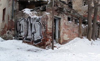 Graffiti Bombing - Photo by D1N - dinmtr