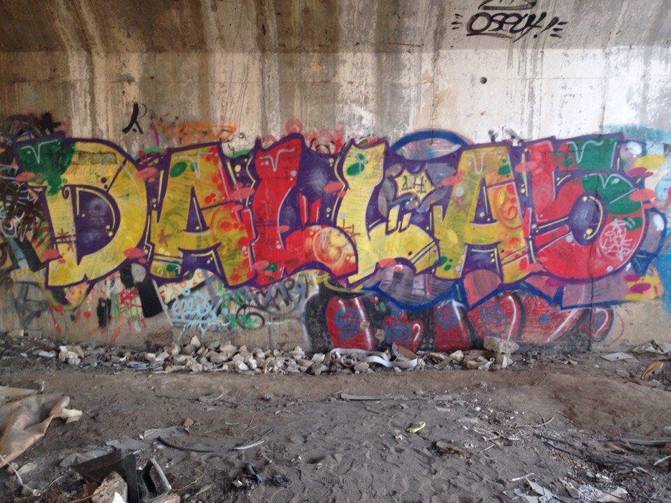Graffiti Wall - Photo by DALLAS - dallas (2014)