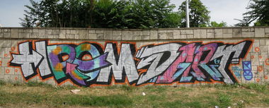 Graffiti Bombing in Skopje - Photo by DART030 - dart, dna, kzs