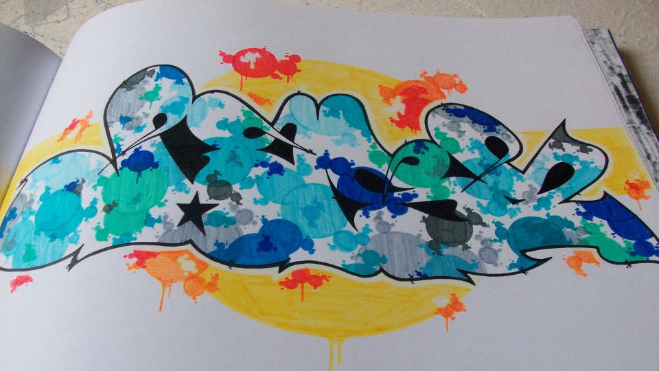 Graffiti Sketch - Photo by DASI - dasi, one, tbc (2013)