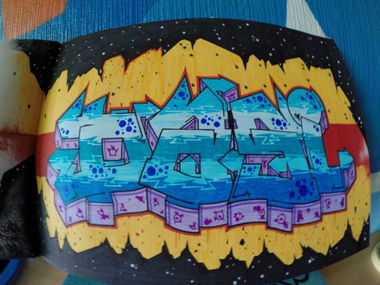 Graffiti Sketch in Wa?Brzych - Photo by DASI - DASI.one, tbc (2014)