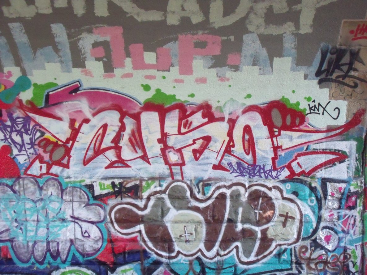 Graffiti Bombing - Photo by DAZE95 - Rheine, Fame, DAZE (2014)
