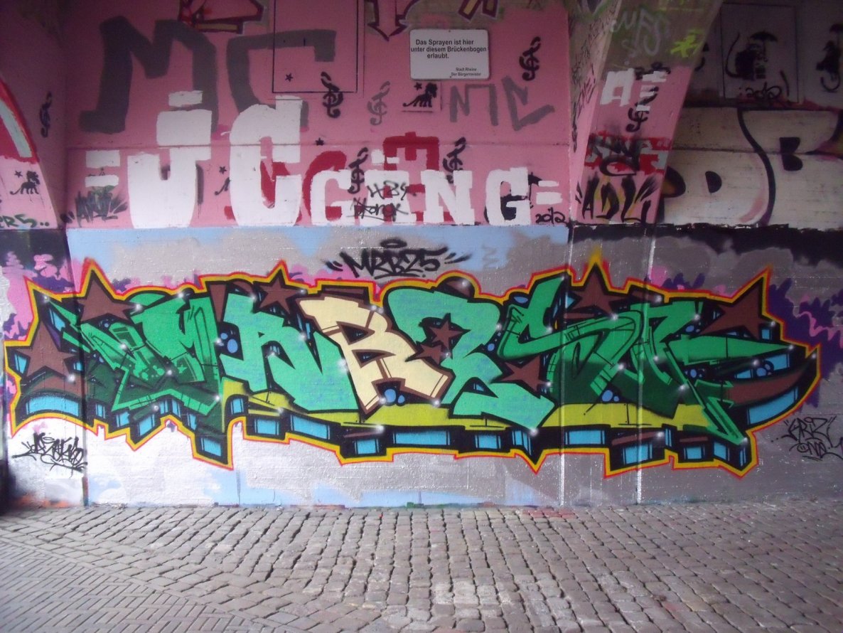 Graffiti Wall - Photo by DAZE95 - Rheine, Fame, DAZE (2013)