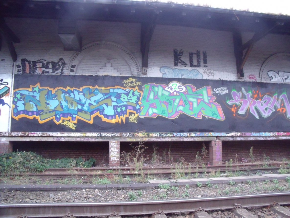Graffiti Wall - Photo by DAZE95 - Emsdetten, Fame, Trainline (2012)