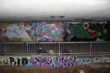 Graffiti Wall - Photo by DAZE95 - Münster, KinderBach, Kinderhaus (2015)