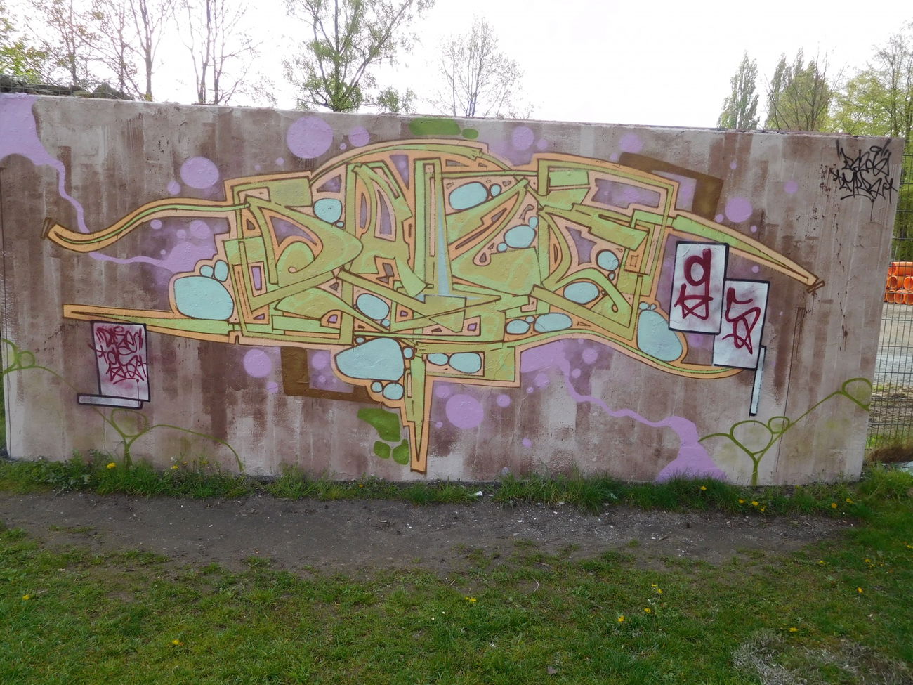 Graffiti Wall - Photo by DAZE95 - Emsdetten, Skatepark, Hall (2017)