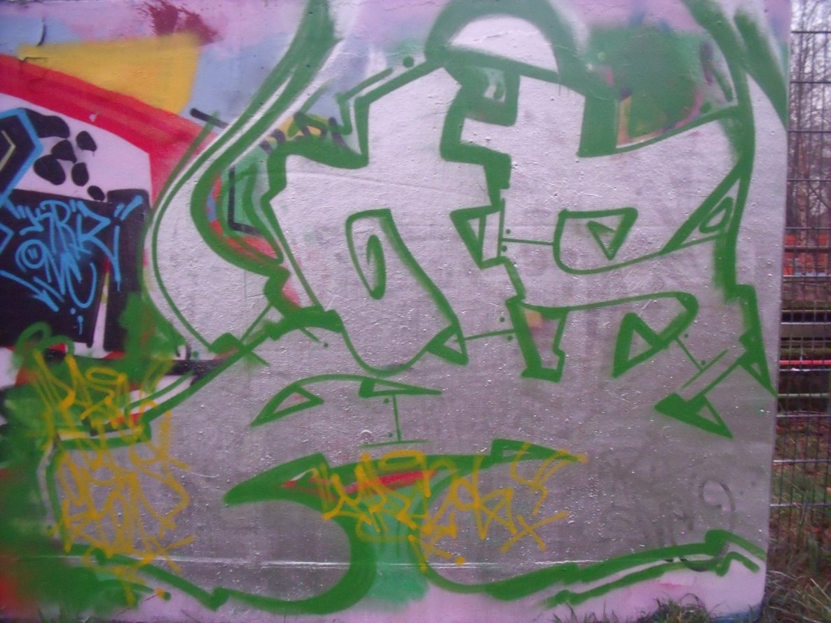 Graffiti Wall - Photo by DAZE95 - Emsdetten, Skaterpark, Fame (2014)