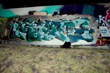 Graffiti Wall in Moscow - Photo by DEBTZONE - crew, riot, trainline (2014)