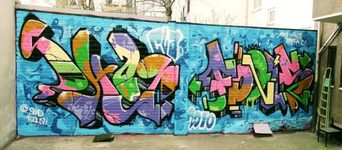 Graffiti Wall in Köln - Photo by DEDICATED - dedicated, store, cologne