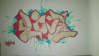 Graffiti Wall in HAMBURG - Photo by DEKA