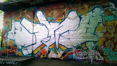 Graffiti Wall - Photo by DEKA - chrome, drpps (2015)