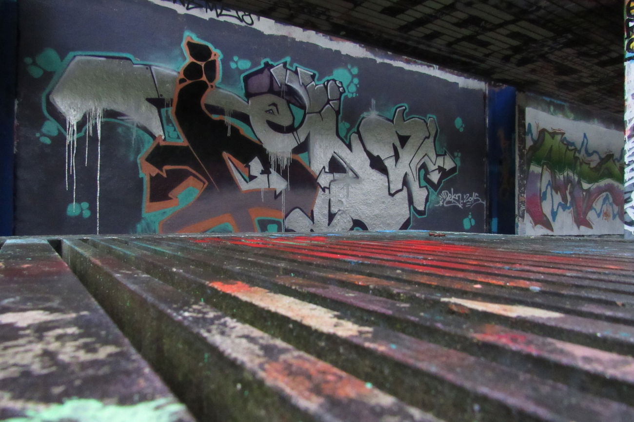 Graffiti Wall - Photo by DEKA - deka, drips, chrome (2015)