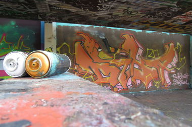 Graffiti Wall - Photo by DEKA - deka, orange, duck