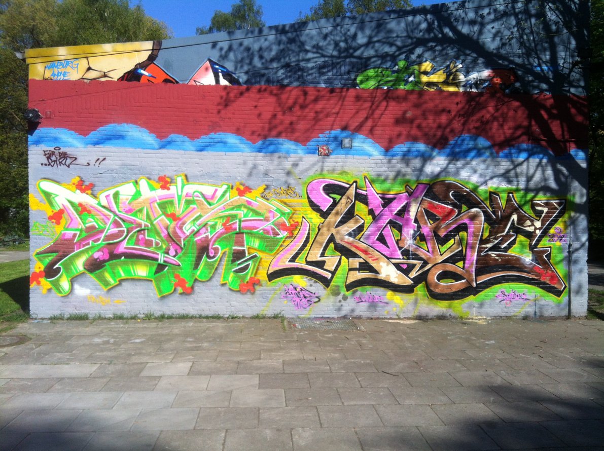 Graffiti Wall - Photo by DETS - dets, kare (2012)