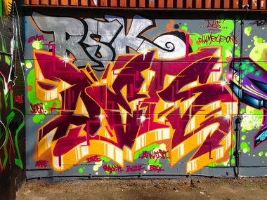 Graffiti Wall - Photo by DETS - re-d-ets (2012)