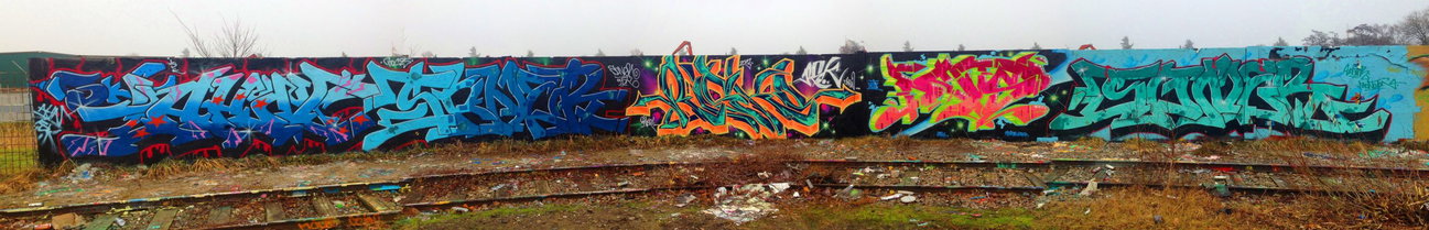 Graffiti Wall in Hamburg - Photo by DETS - 5, in, a (2013)