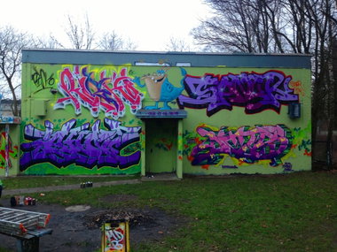 Graffiti Wall - Photo by DETS - fanta, 4 (2013)