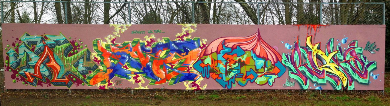 Graffiti Wall - Photo by DETS - 4, pointz (2013)
